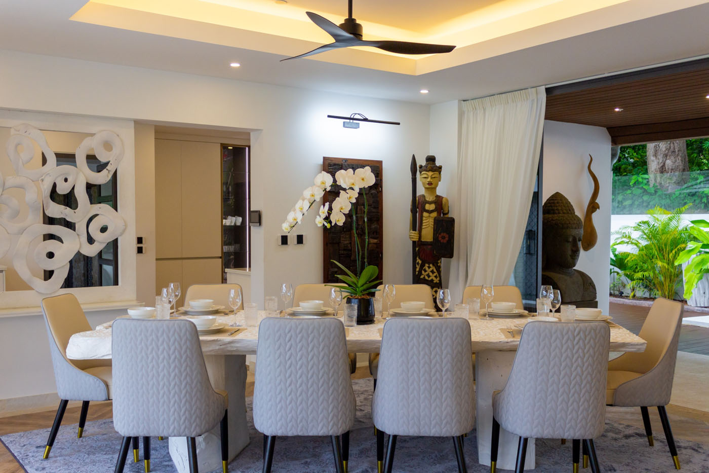 Lush Luxurious and Serenity in Riverside Villa