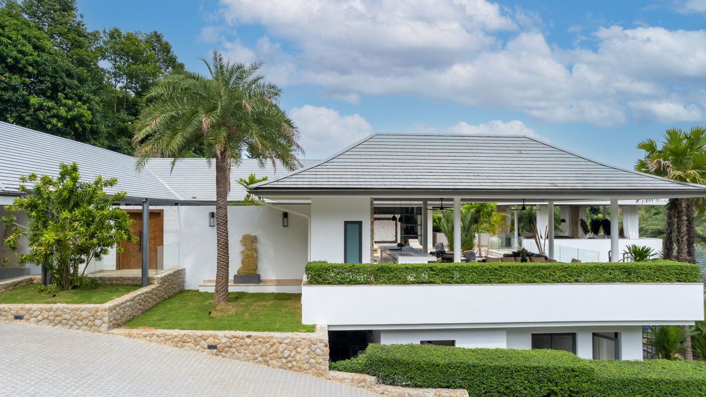 Lush Luxurious and Serenity in Riverside Villa