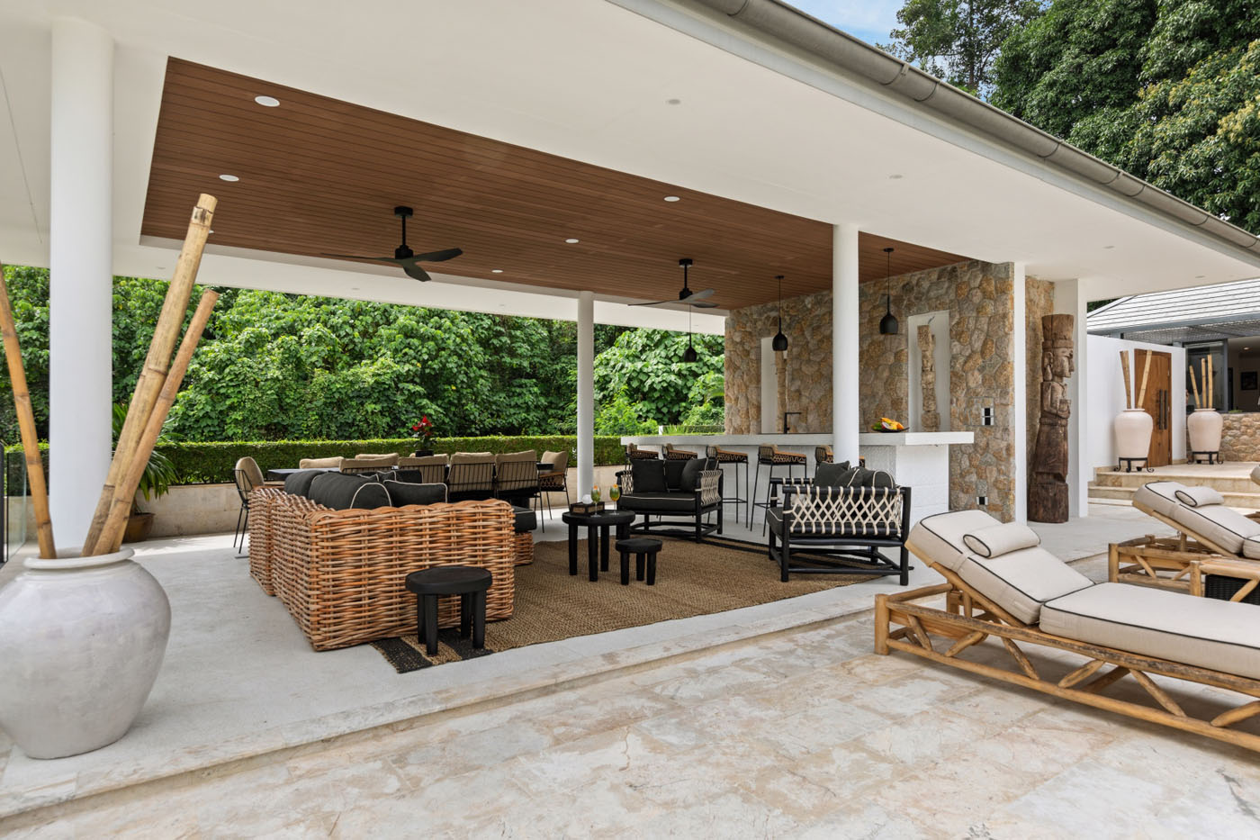 Lush Luxurious and Serenity in Riverside Villa