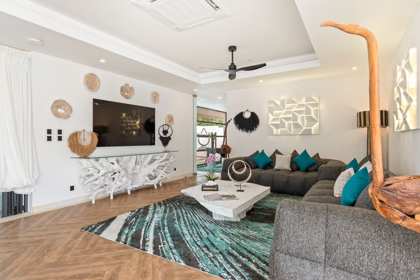 Lush Luxurious and Serenity in Riverside Villa