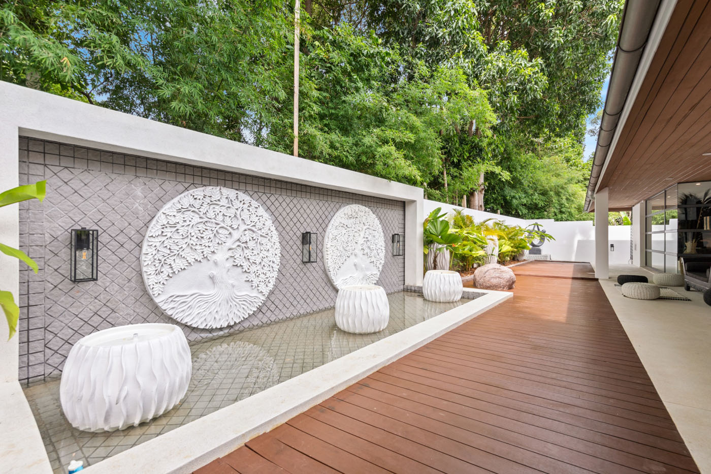 Lush Luxurious and Serenity in Riverside Villa