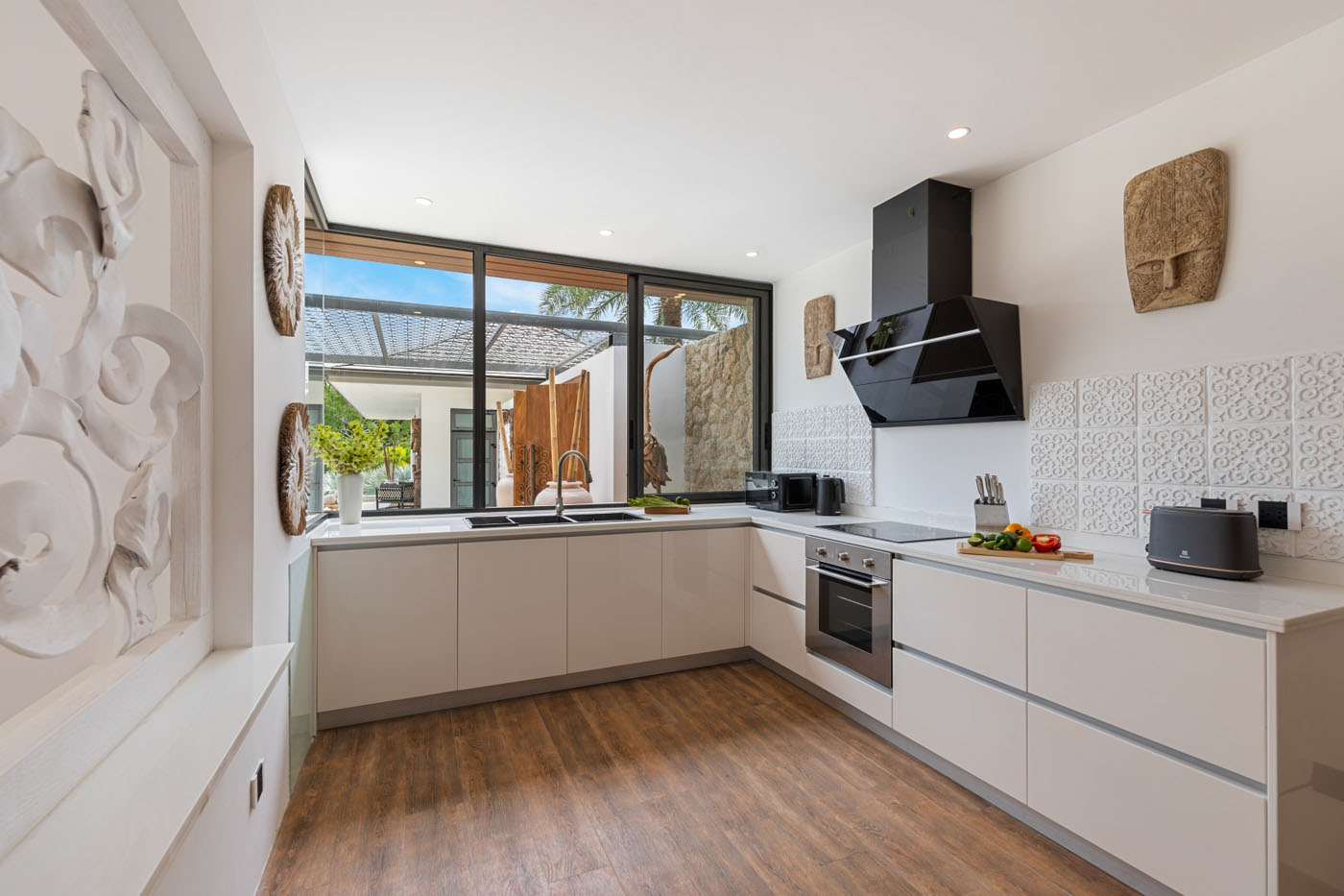 Lush Luxurious and Serenity in Riverside Villa