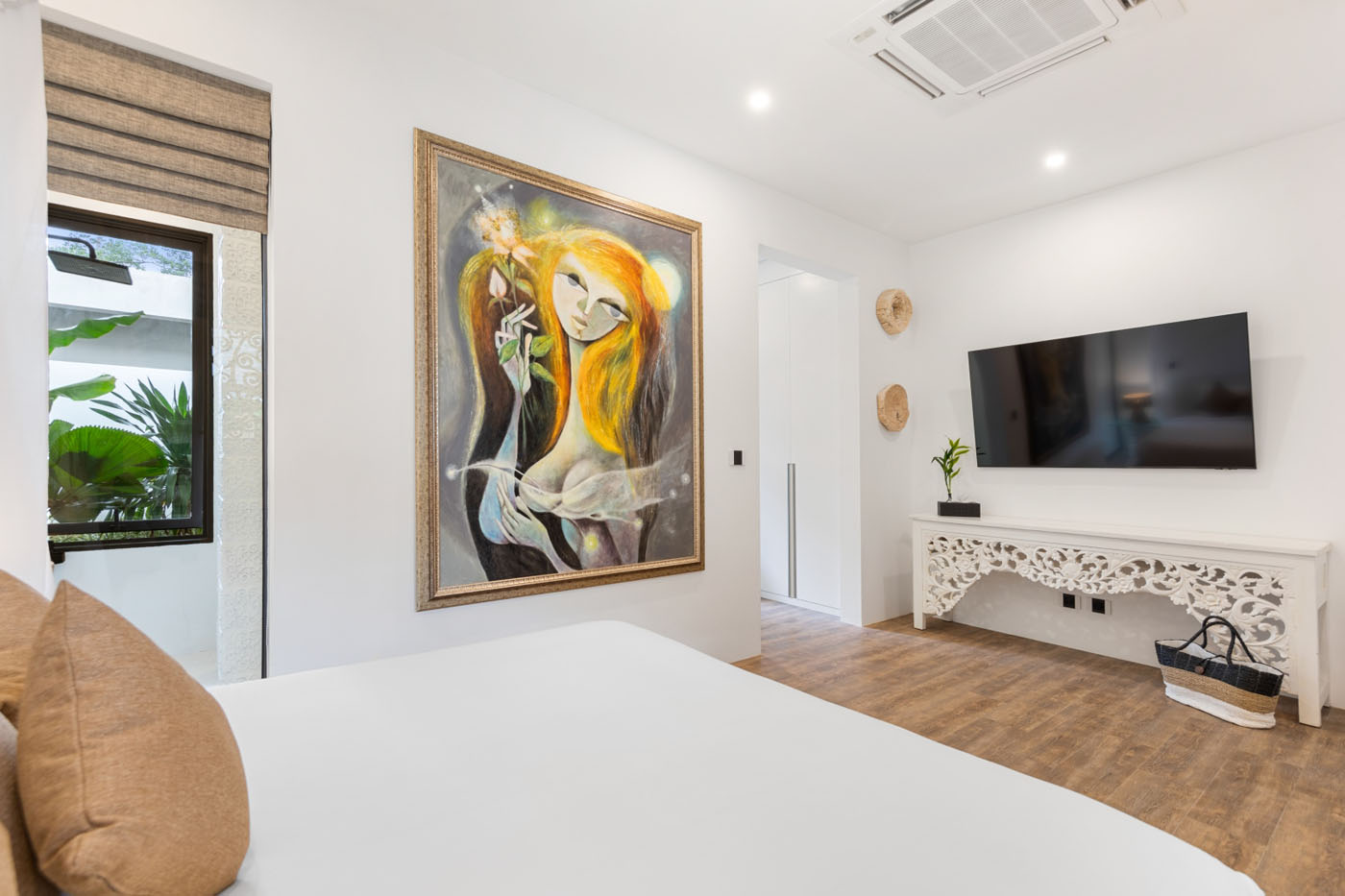 Lush Luxurious and Serenity in Riverside Villa