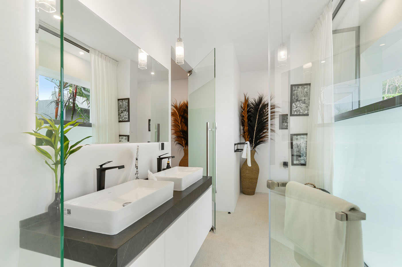 Lush Luxurious and Serenity in Riverside Villa