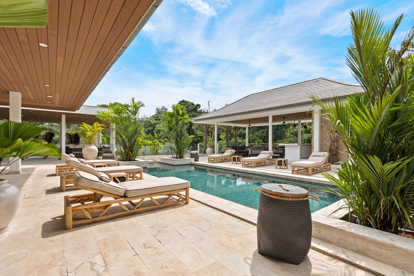 Lush Luxurious and Serenity in Riverside Villa