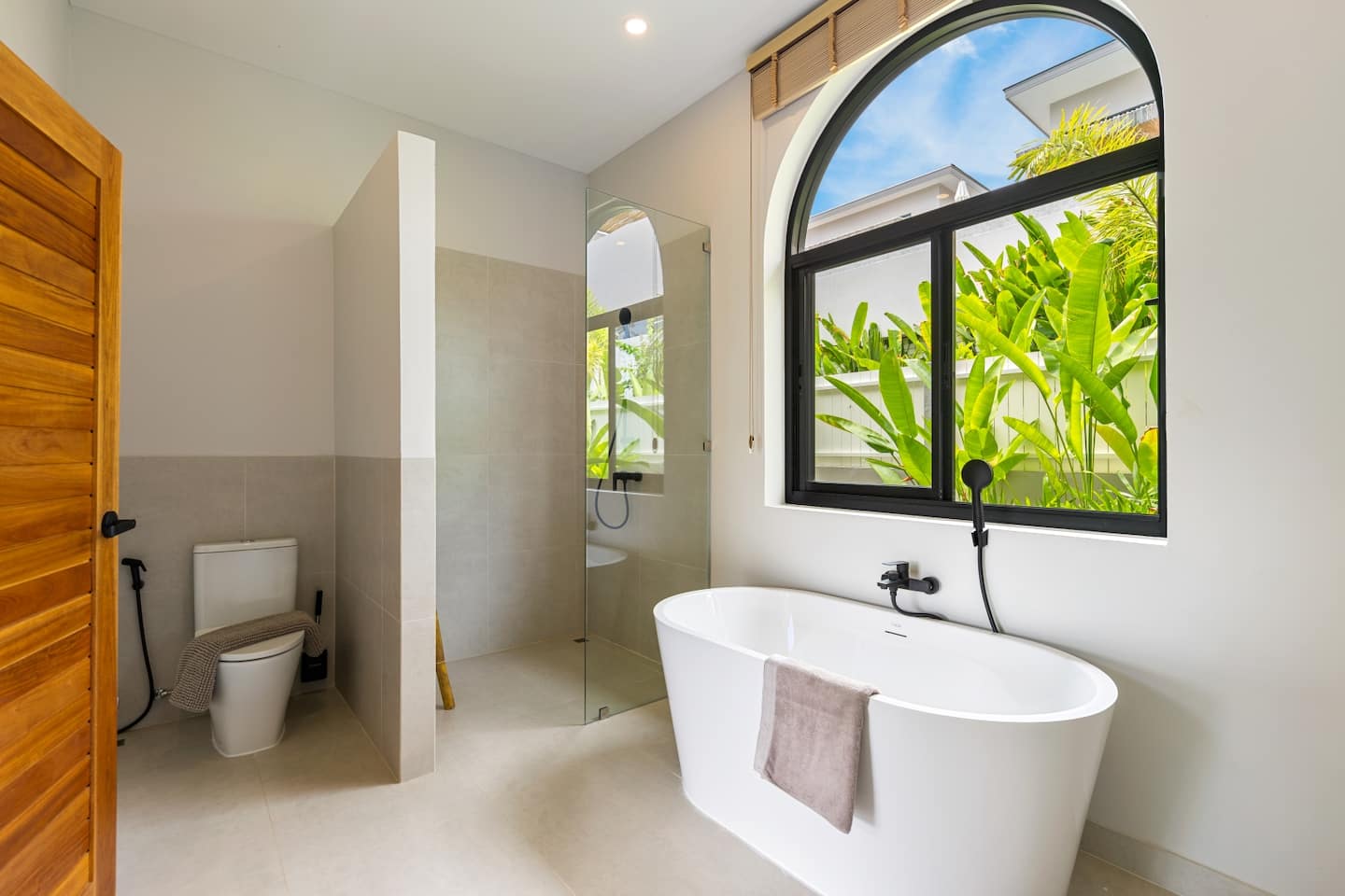 Namuang Waterfall and Seaview Villa